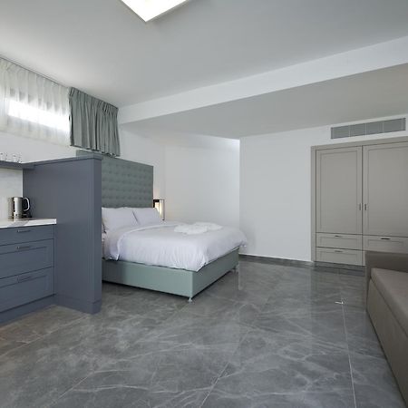 Roni Suite Eilat Buitenkant foto